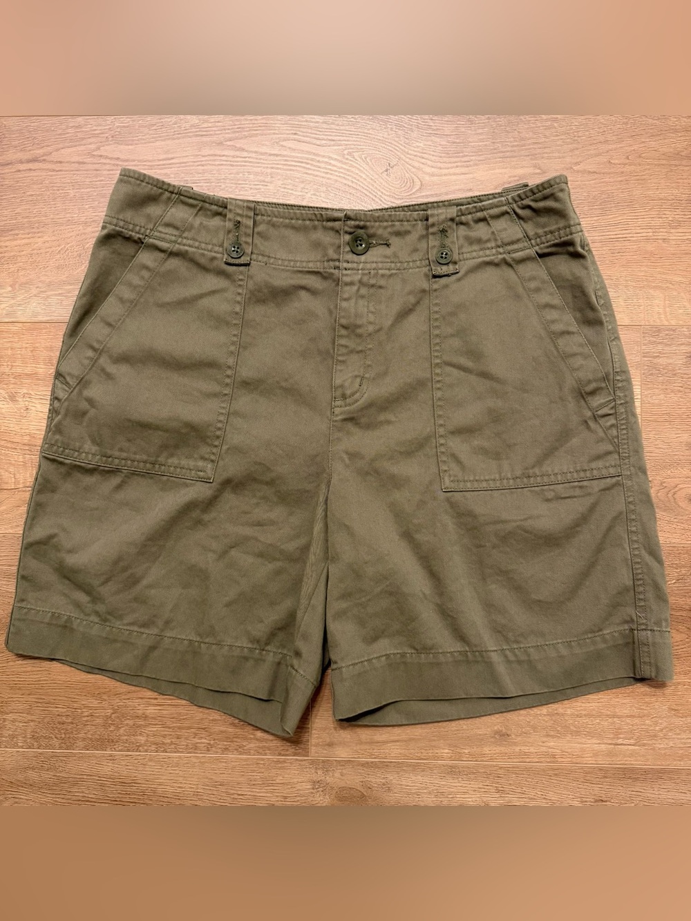Lauren Jeans Company/Ralph Lauren Women’s Olive-Green Cargo Shorts, Sz. 10